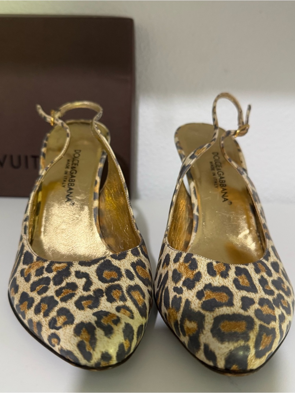 Dolce & Gabbana Leopard Print Slingback Heels with Gold Lining - Picture 2 of 6